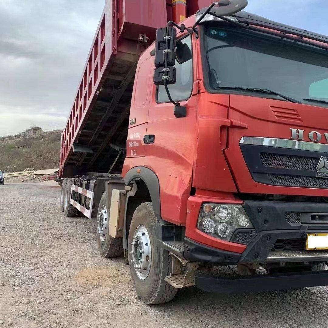 ایک استعمال شدہ ہاؤ ٹرک ہیوی ڈیوٹی ٹرانسپورٹیشن مارکیٹوں کے تقاضوں کو کیسے پورا کرتا ہے؟